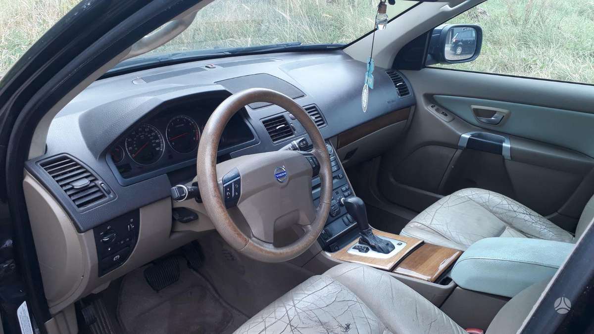 Volvo XC90 по частям