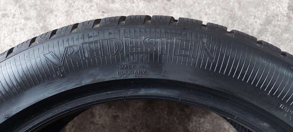 Vredestein, всесезонные 245/45 R19
