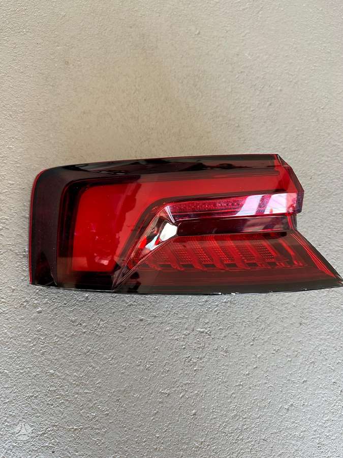 Audi RS 5 body parts