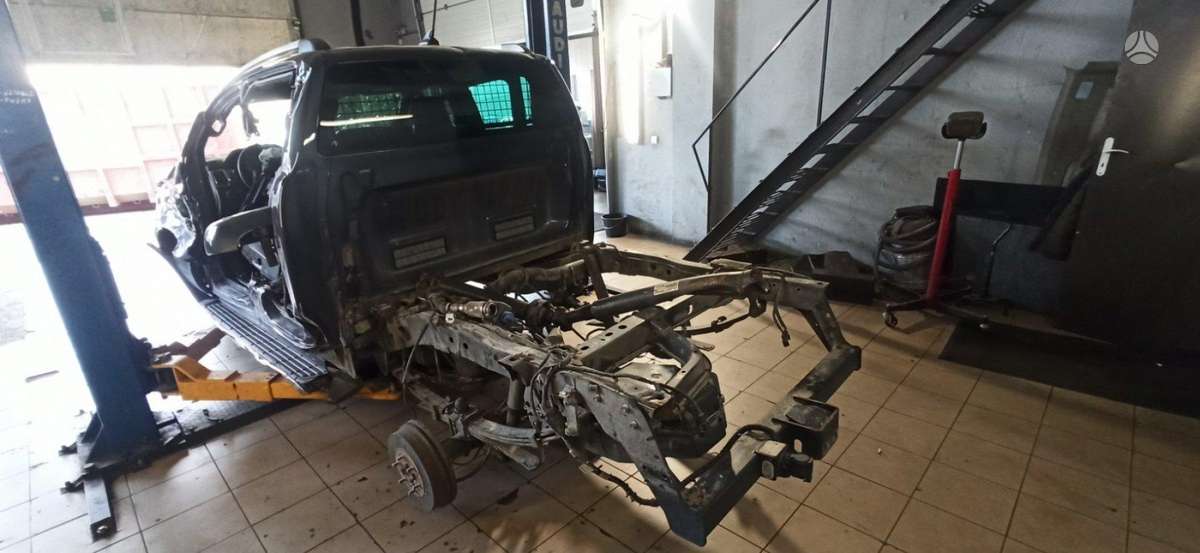 Ford Ranger по частям
