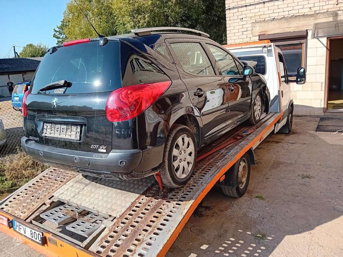 Peugeot 207 по частям