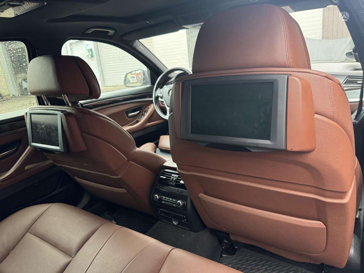 BMW 550