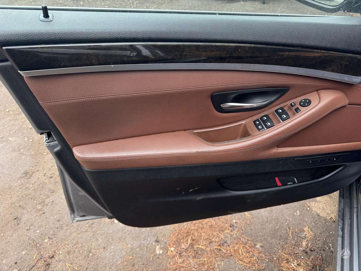 BMW 550