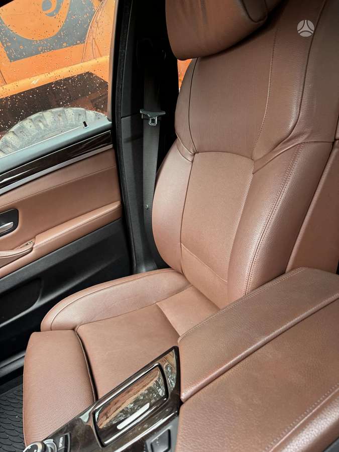 BMW 550