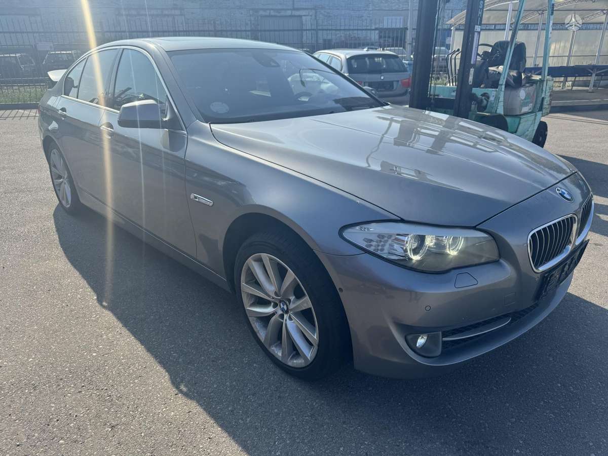 BMW 550