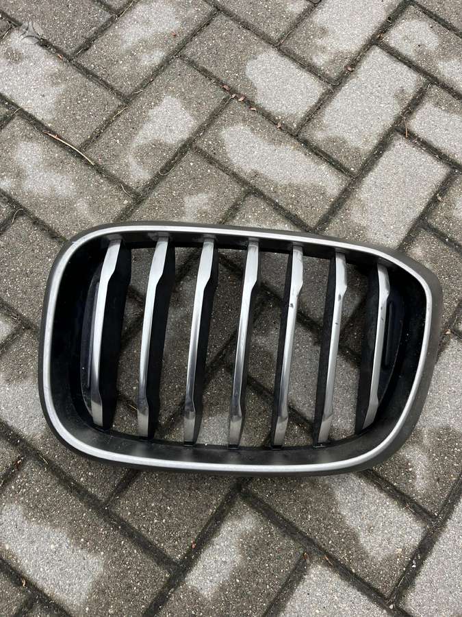 BMW X3 lights