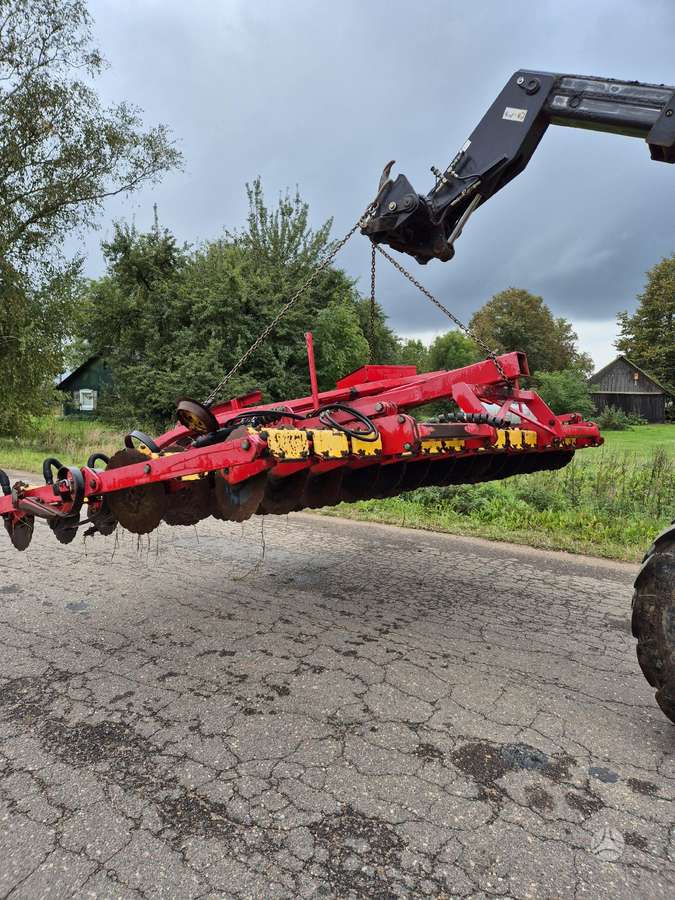 Vaderstad RAPID400C, seeders, planters