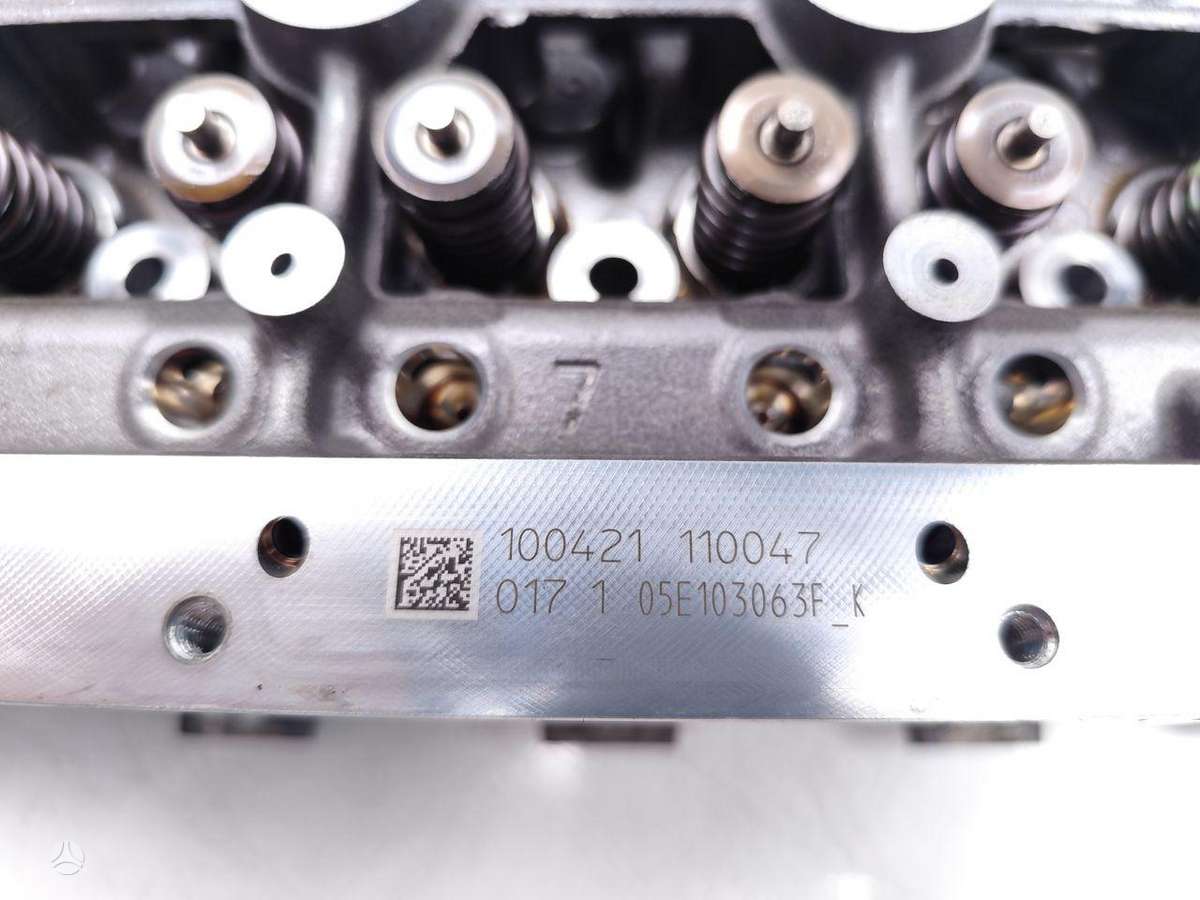Skoda Octavia, 05E103063F, cylinder head