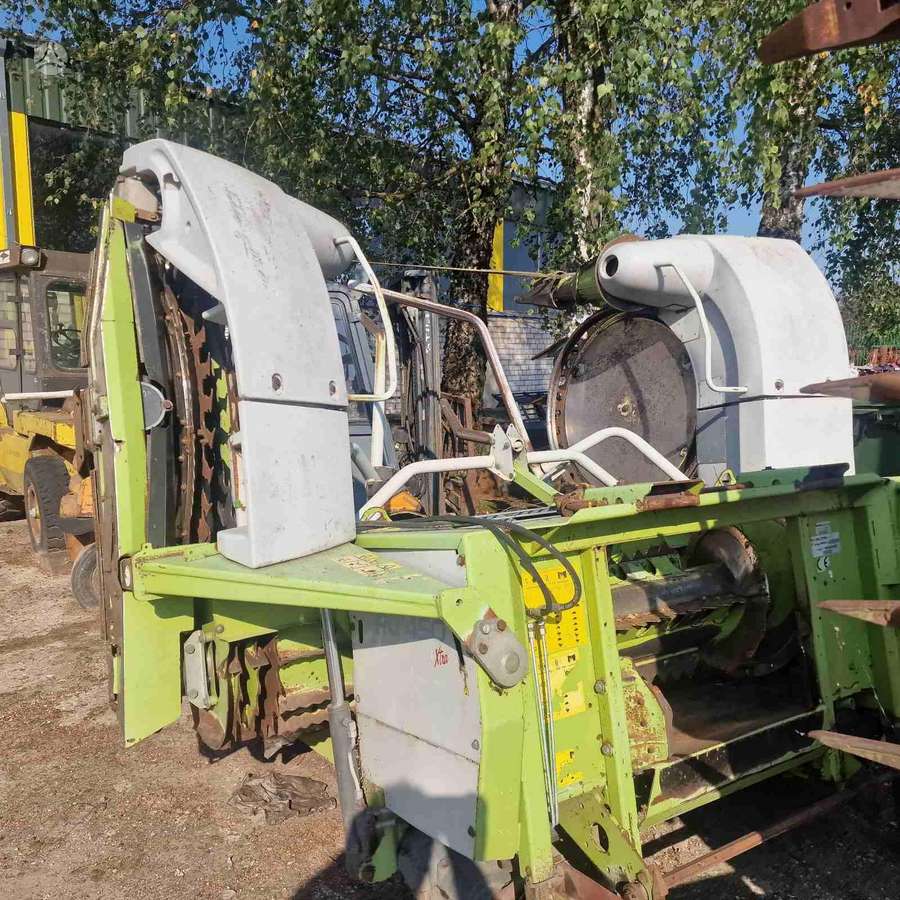 Claas RU 450Xtra, other