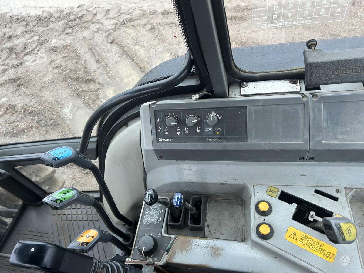 Valmet 6300, traktoriai