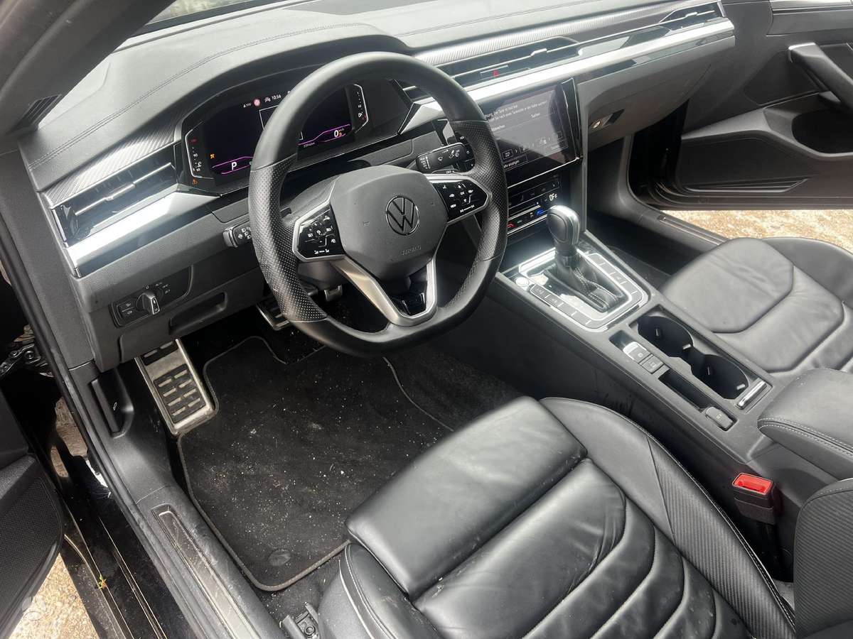 Volkswagen Arteon for parts.