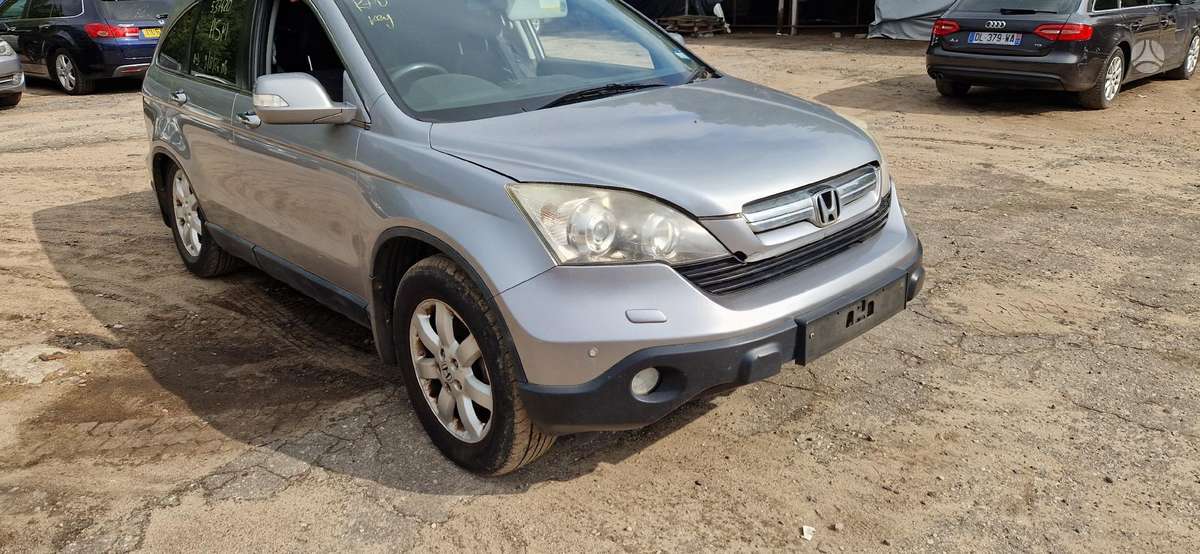 Honda CR-V rezerves daļās