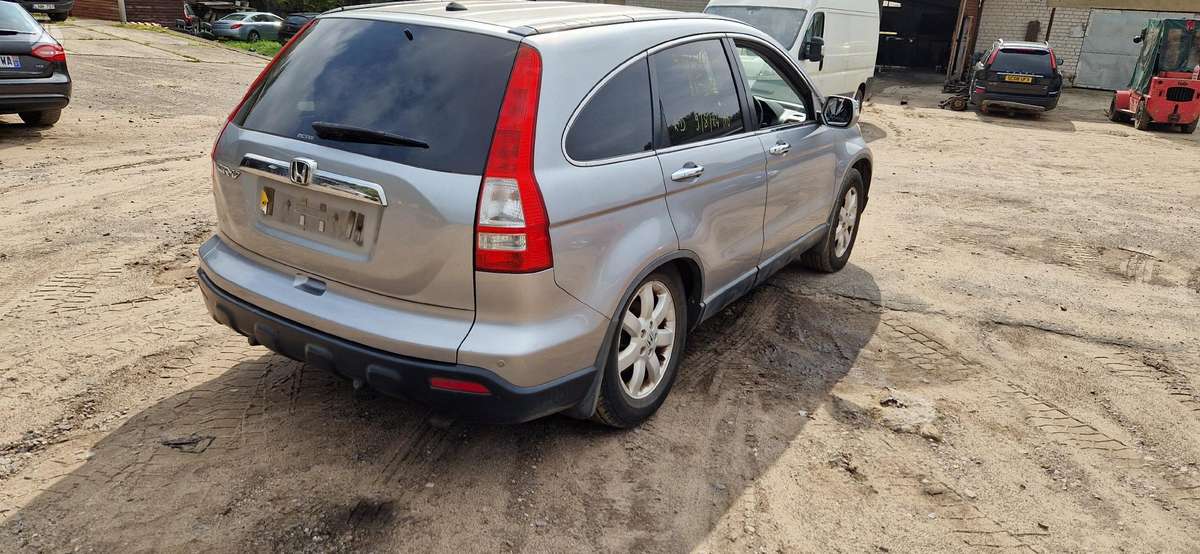 Honda CR-V rezerves daļās