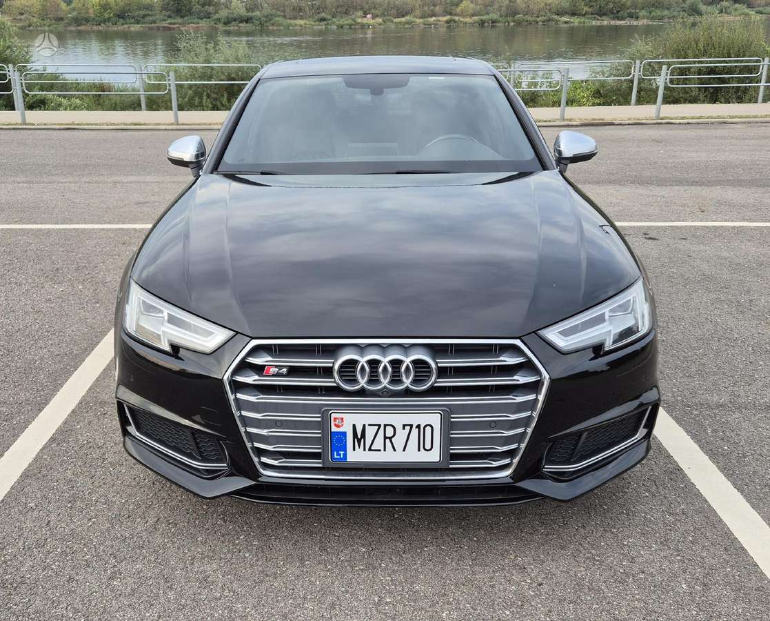 Audi S4, 3.0 l., Седан