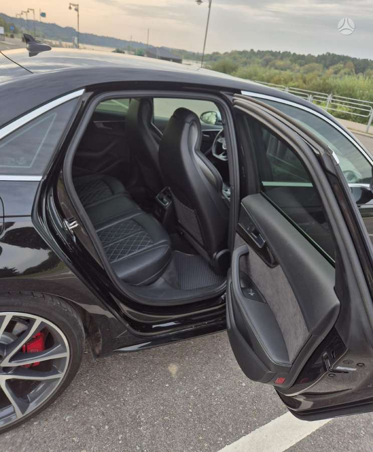 Audi S4, 3.0 l., Седан