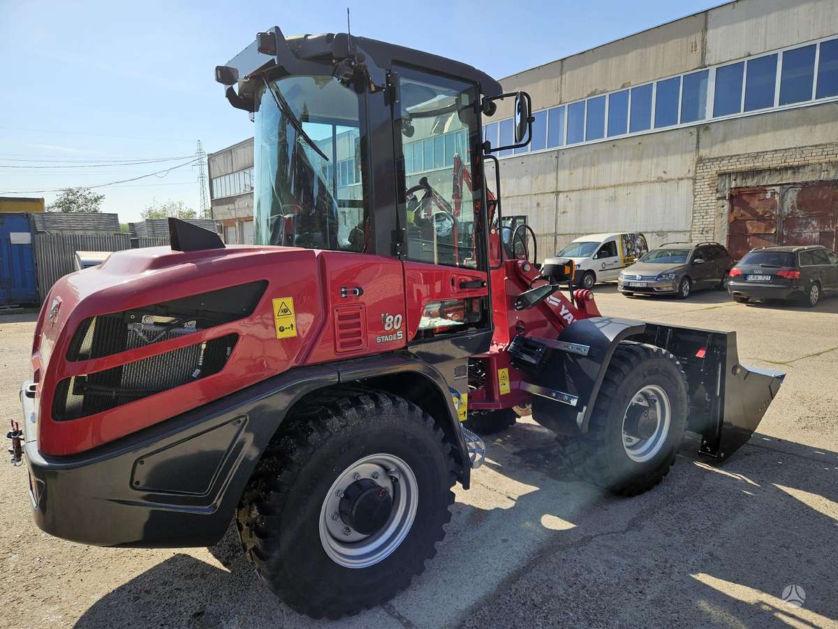 Yanmar V80, frontal loader