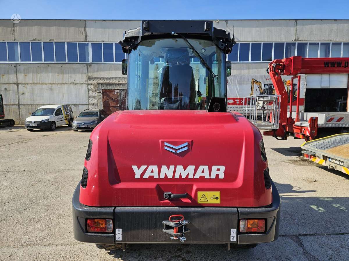 Yanmar V80, frontal loader
