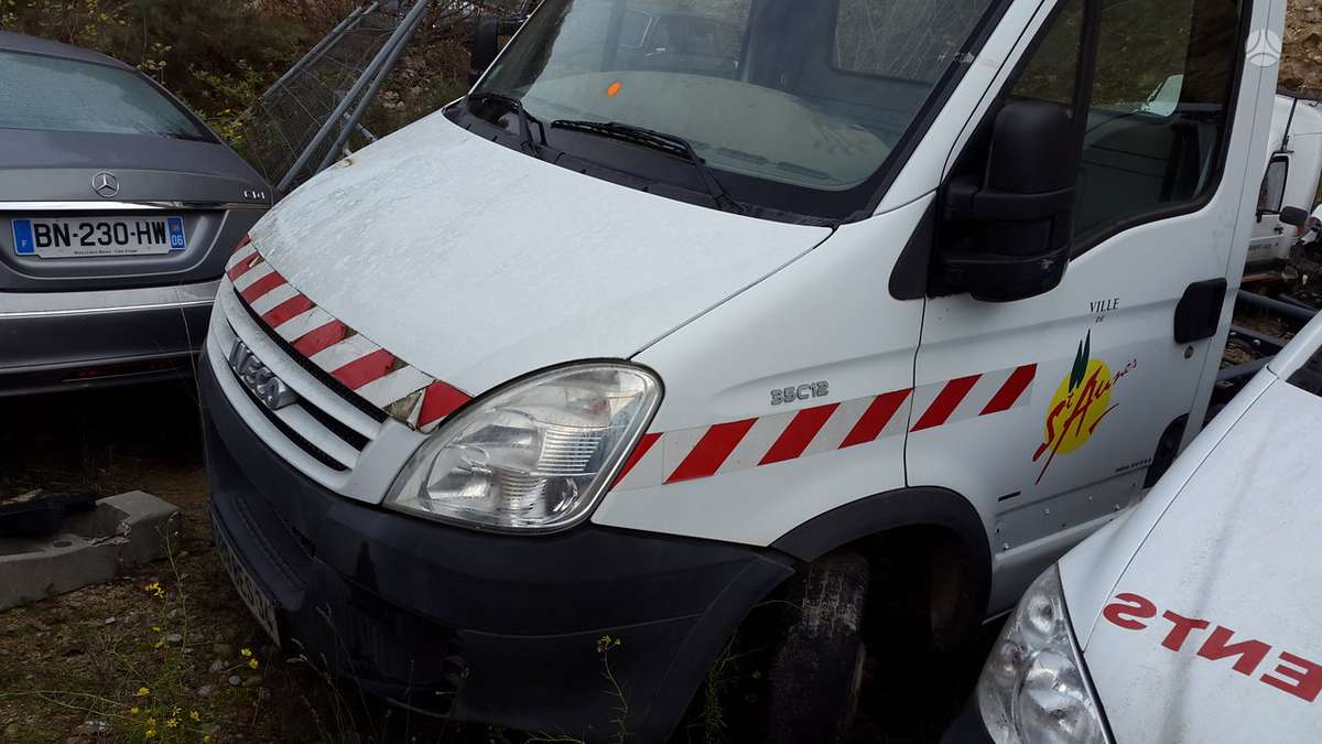 Iveco Daily, cargo vans