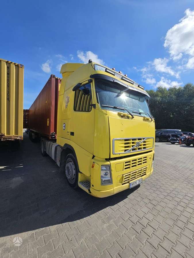 Volvo FH, 2 спальных места