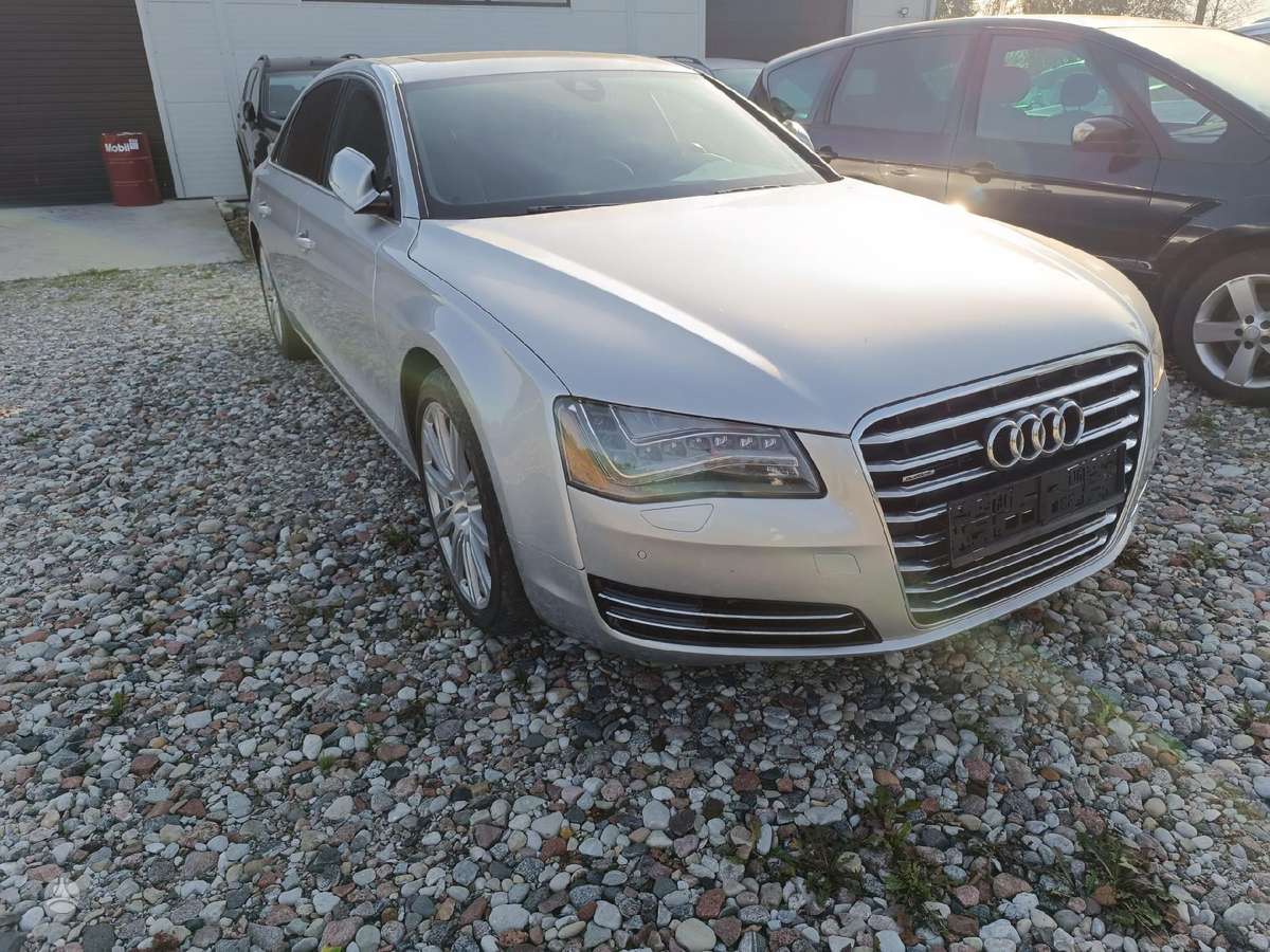 Audi A8, 3.0 l., limousine