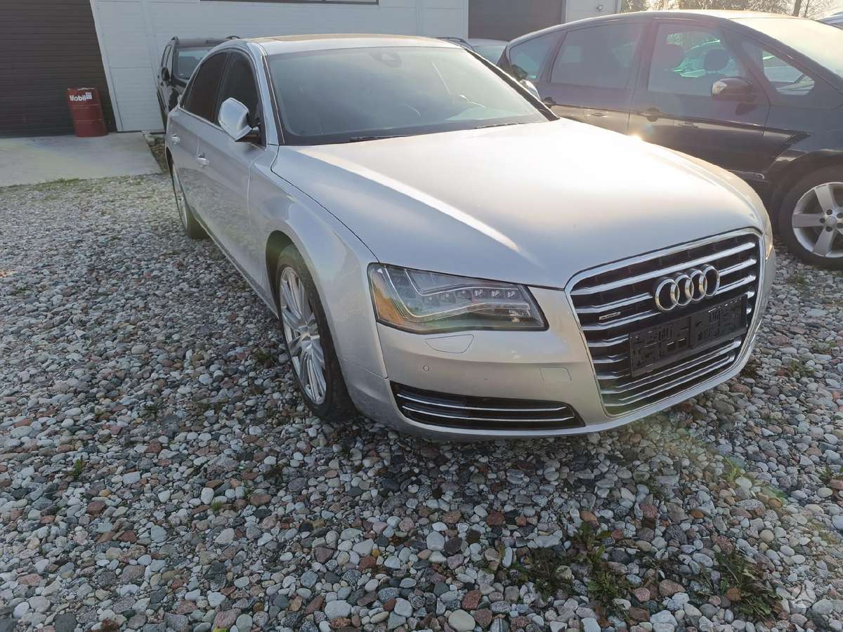 Audi A8, 3.0 l., Лимузин