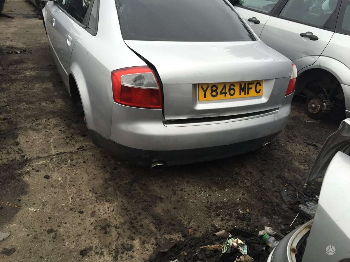 Audi A4 Audi a4 dalimis