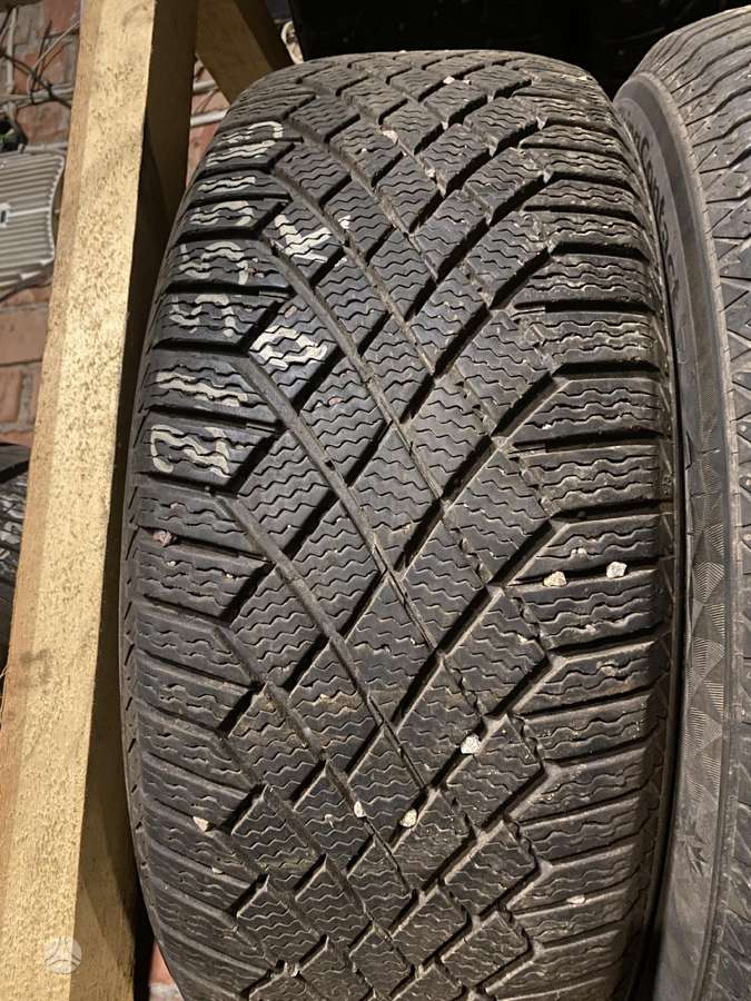 Continental, всесезонные 215/55 R18