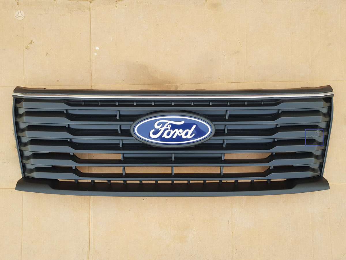 Ford Transit Courier, R2X6, bumpers, lights, front grill