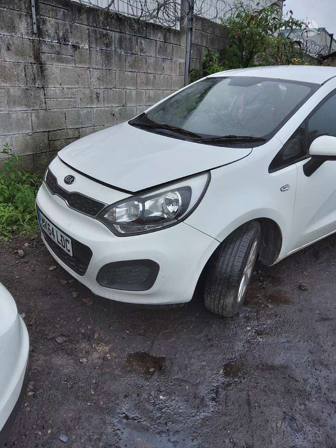 Kia Rio по частям