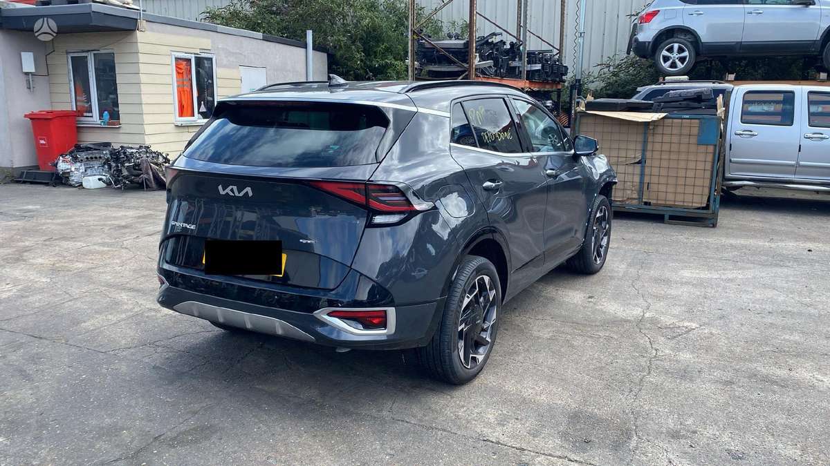 Kia Sportage dalimis