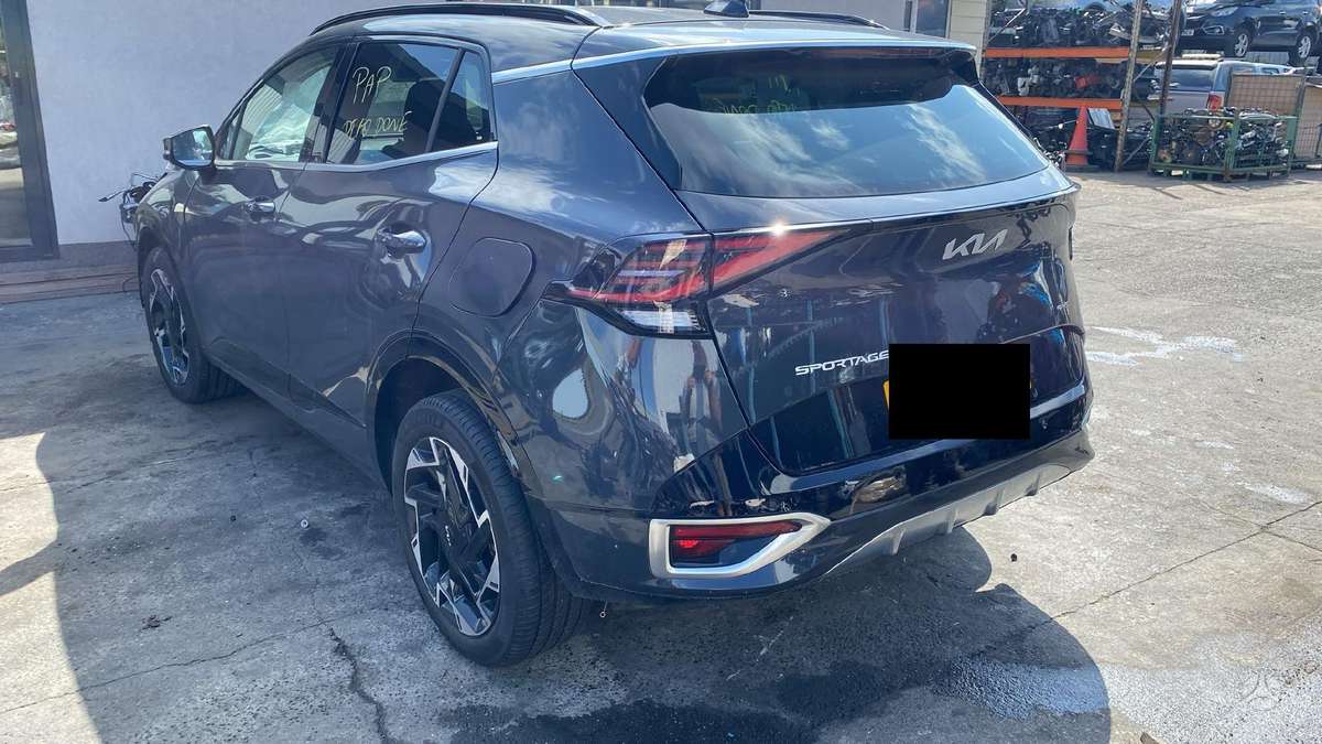 Kia Sportage for parts