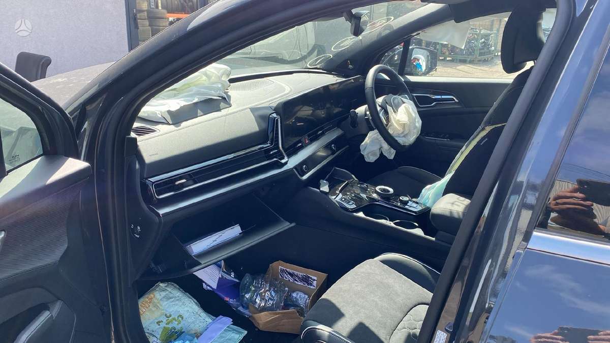 Kia Sportage for parts