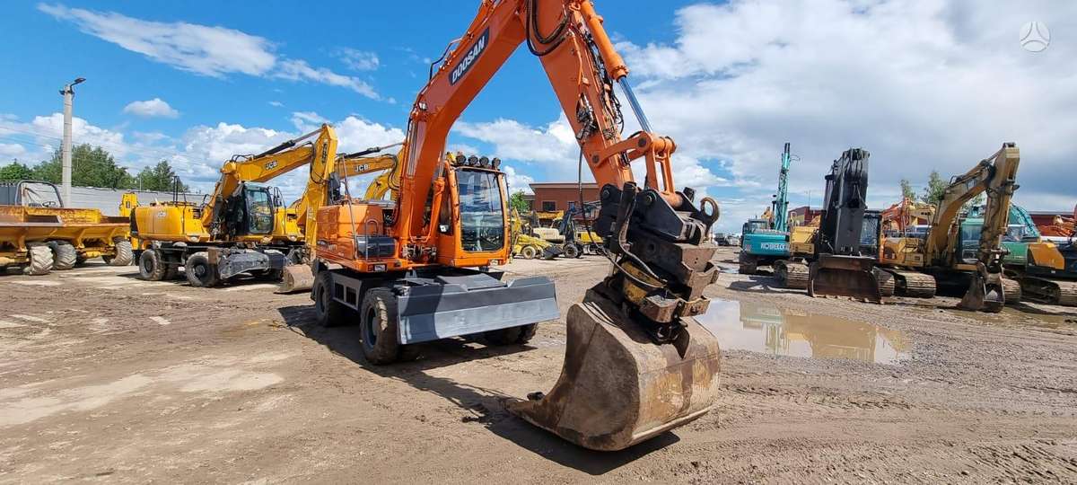 Doosan DX160W, экскаваторы