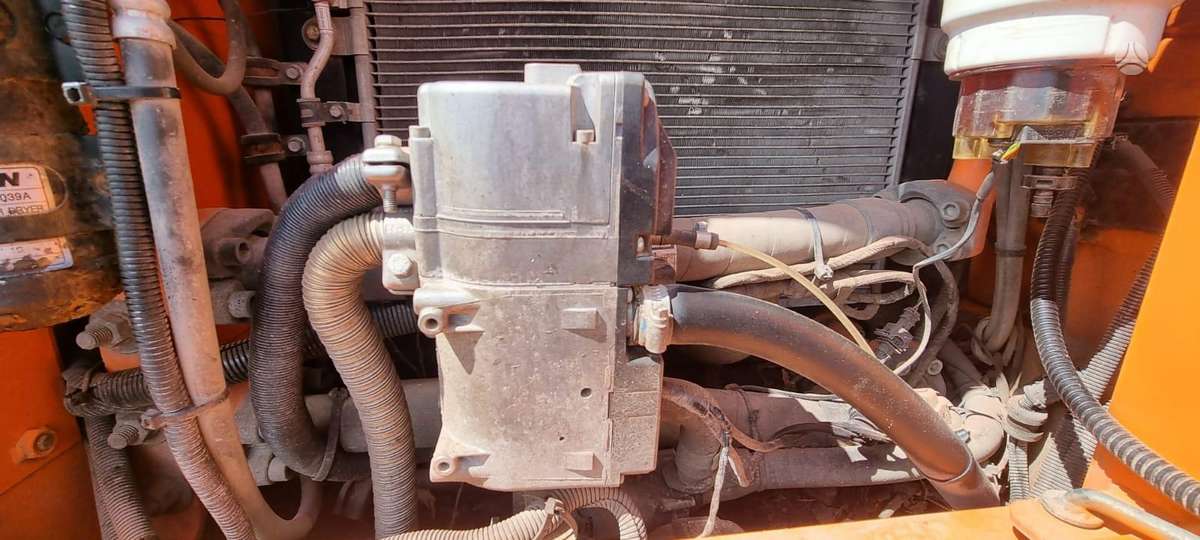 Doosan DX160W, excavator