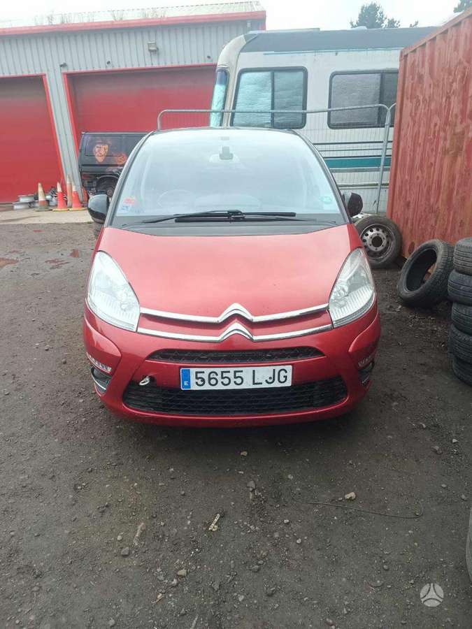 Citroen C4 Picasso rezerves daļās