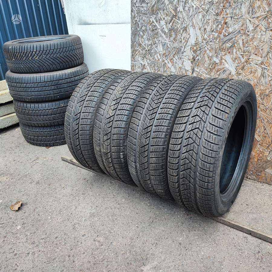 Pirelli Scorpion winter MOE, winter 235/55 R19