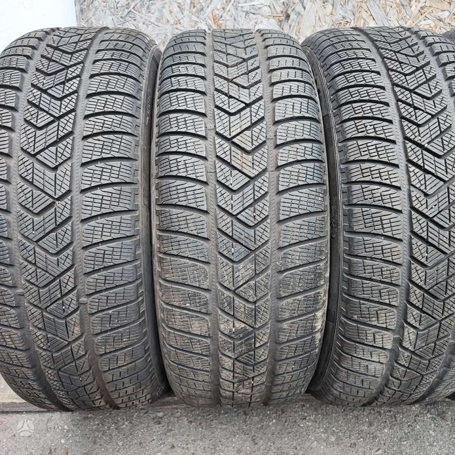 Pirelli Scorpion winter MOE, winter 235/55 R19