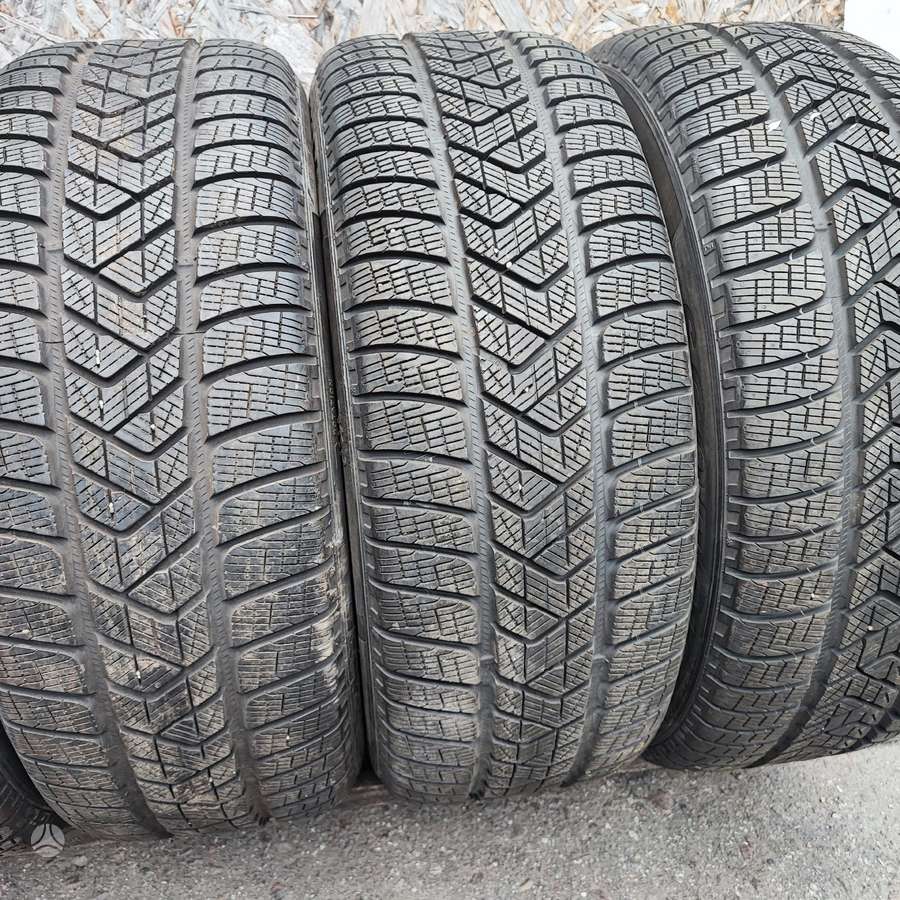Pirelli Scorpion winter MOE, winter 235/55 R19