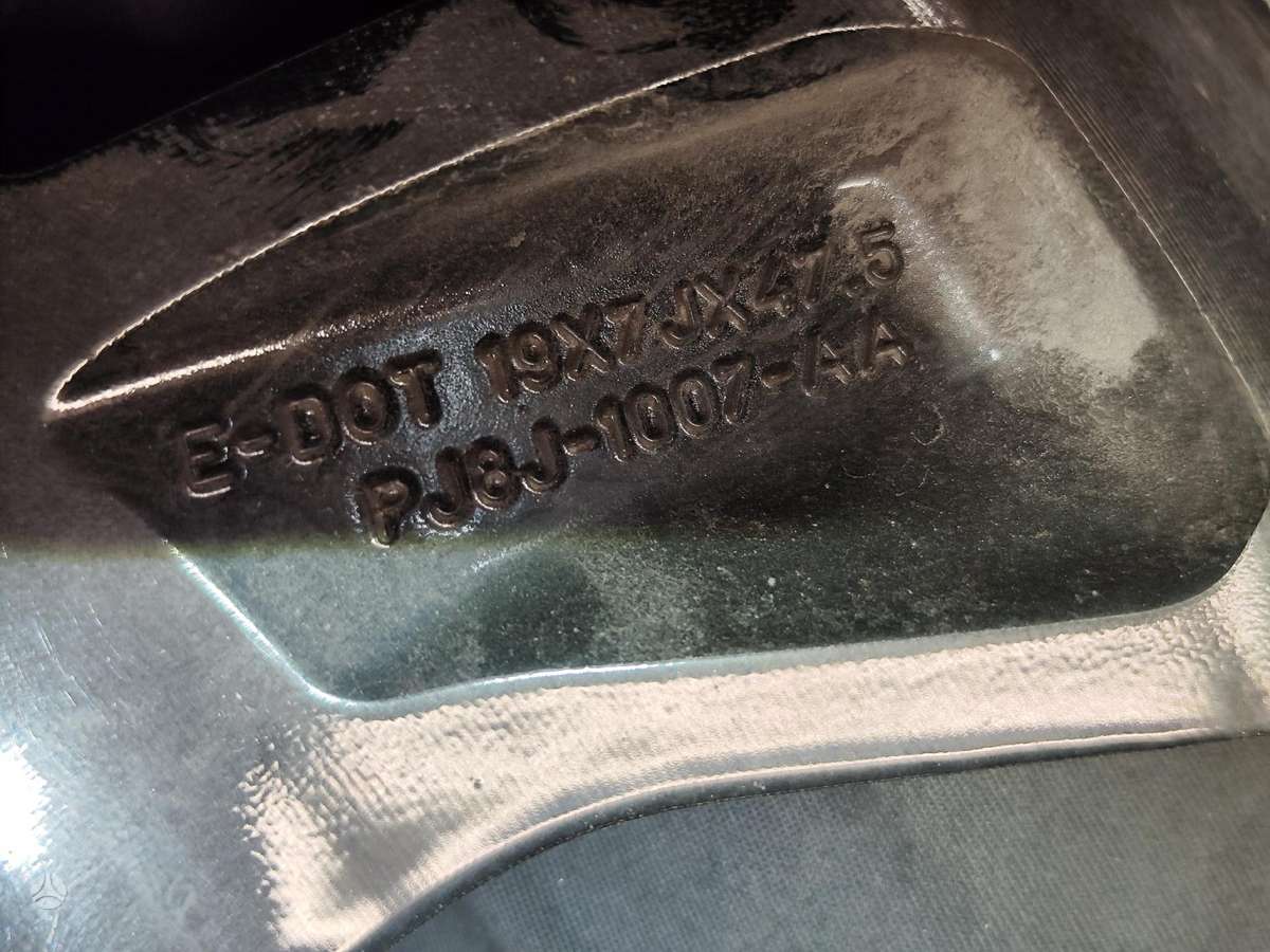 Ford Mache-e, light alloy, R19