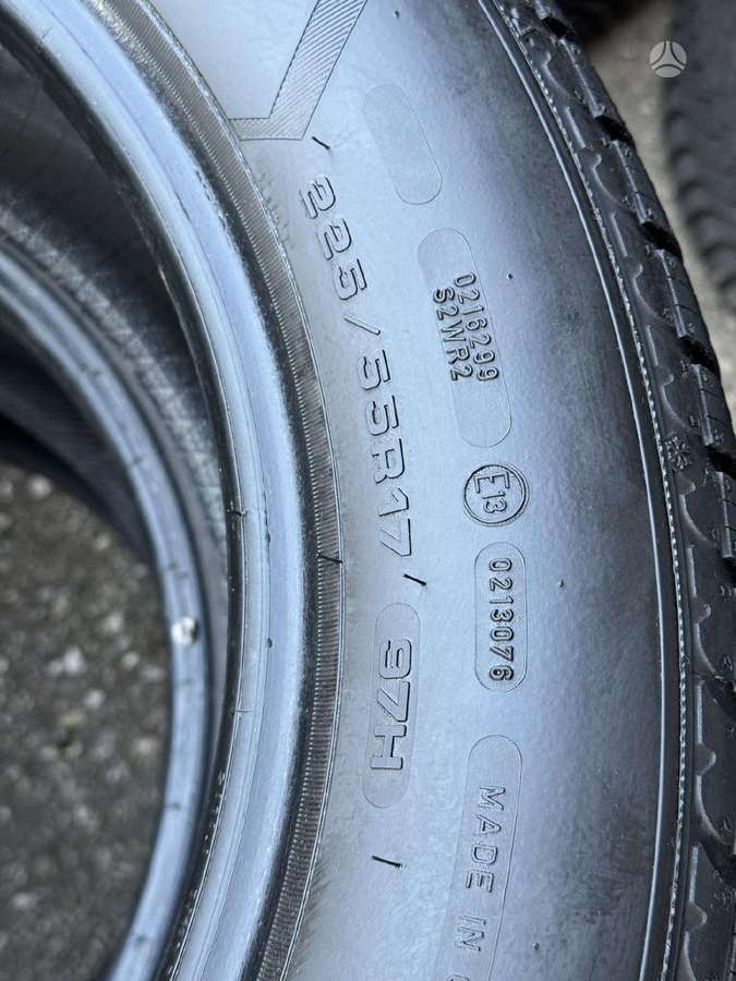 Goodyear ULTRAGRIP 8 PERFORMANCE *, winter 225/55 R17