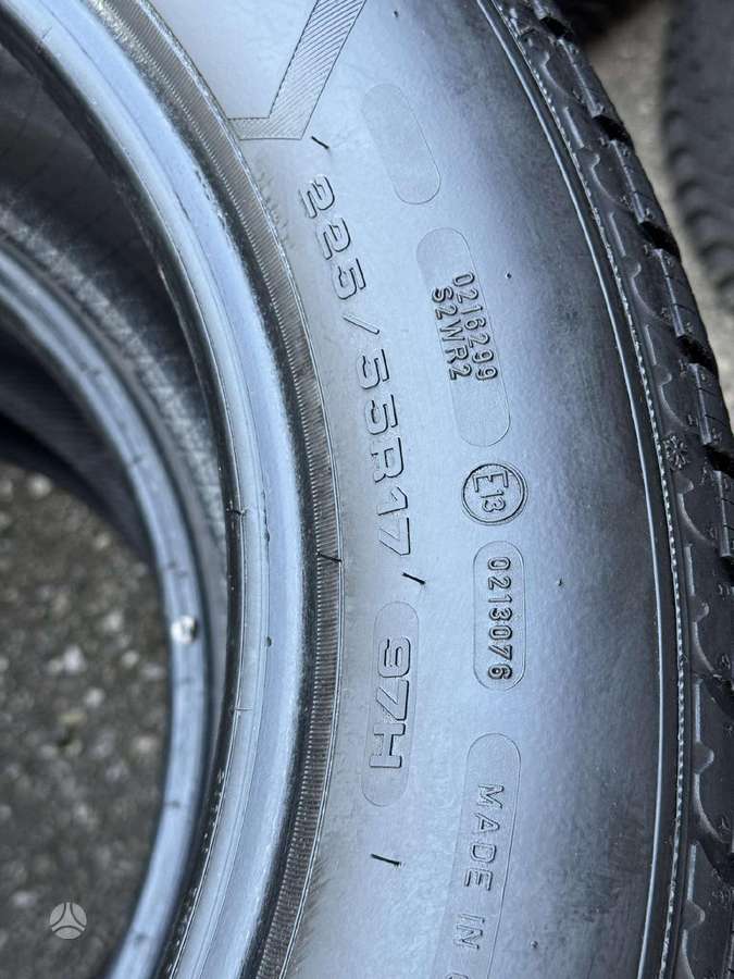 Goodyear ULTRAGRIP 8 PERFORMANCE *, žieminės 225/55 R17
