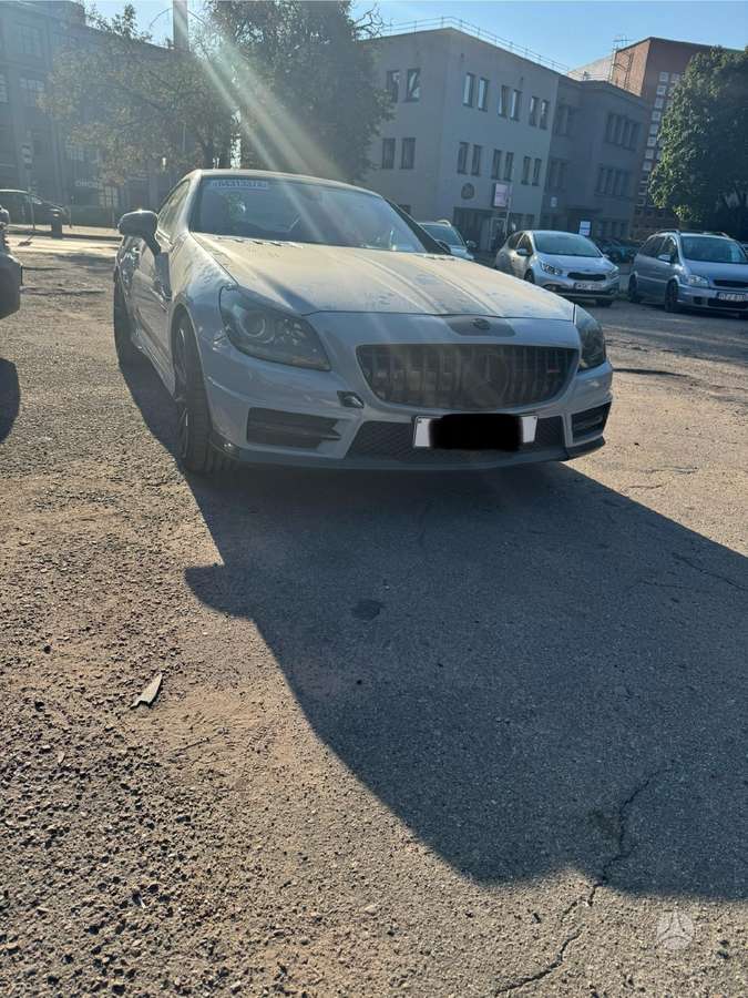 Mercedes-Benz SLK250
