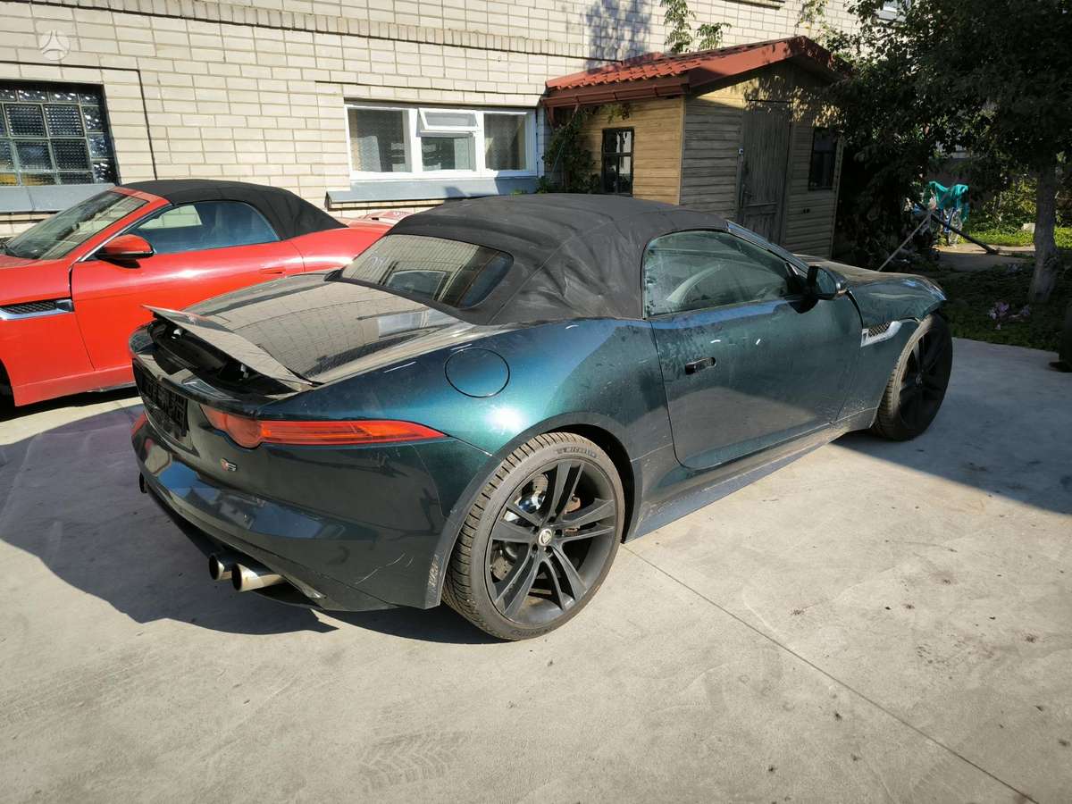 Jaguar F-Type по частям