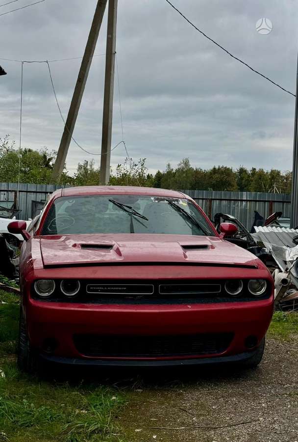 Dodge Challenger for parts