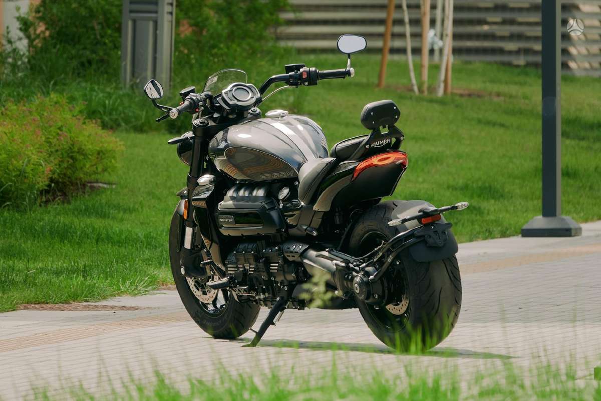 Triumph Rocket III GT 2458cc, choppers / cruisers / custom