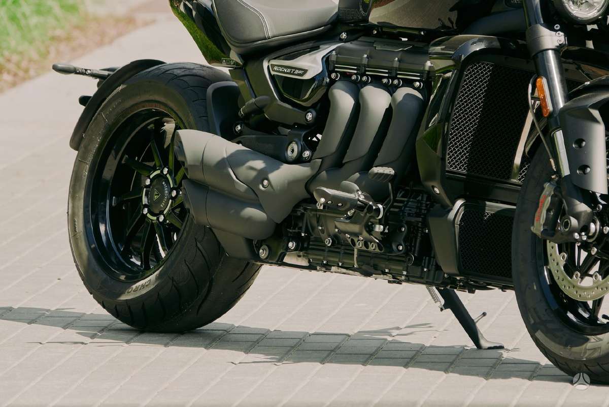 Triumph Rocket III GT 2458cc, choppers / cruisers / custom