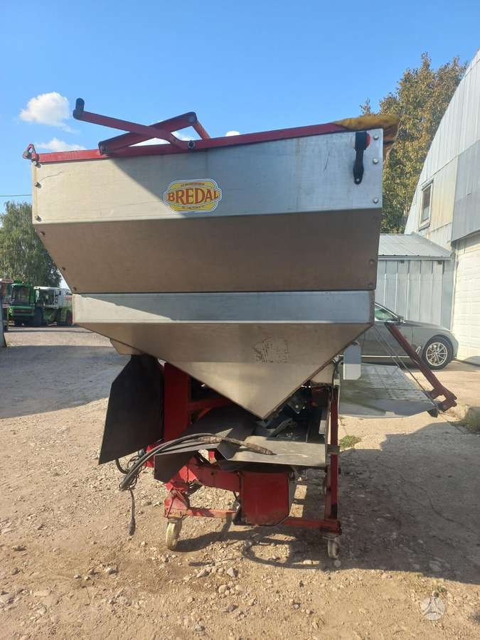 Bredal B-4500, разбрасыватели