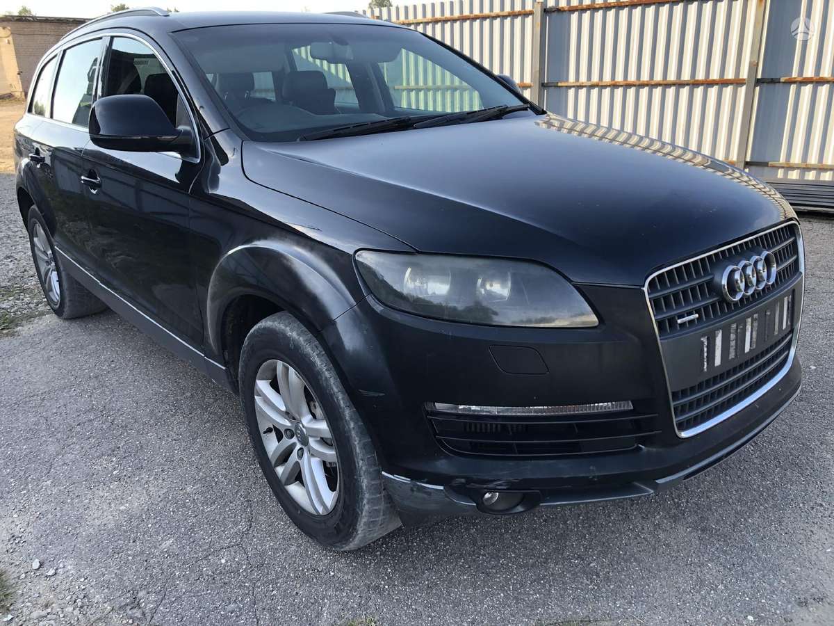 Audi Q7 по частям