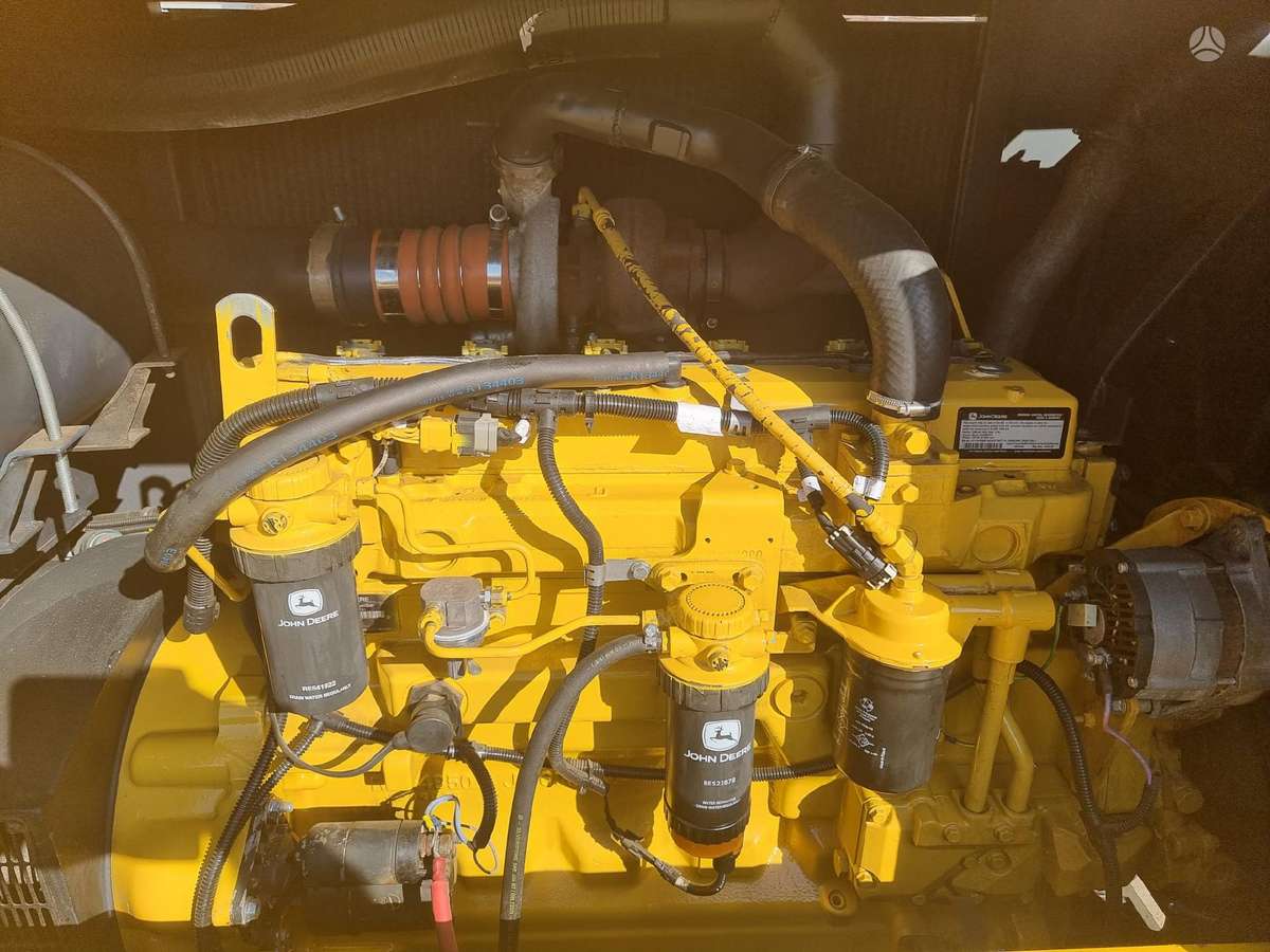 JCB G166 BJD5, electric generators