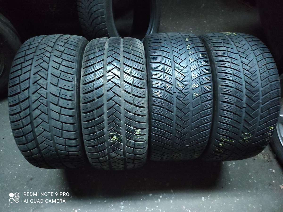 Pirelli, winter 235/40 R18